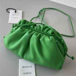 bottega veneta green pouch bag green