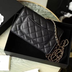 CHANEL WALLET ON CHAIN A33814