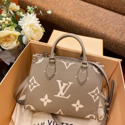 Louis Vuitton ONTHEGO PM M45779